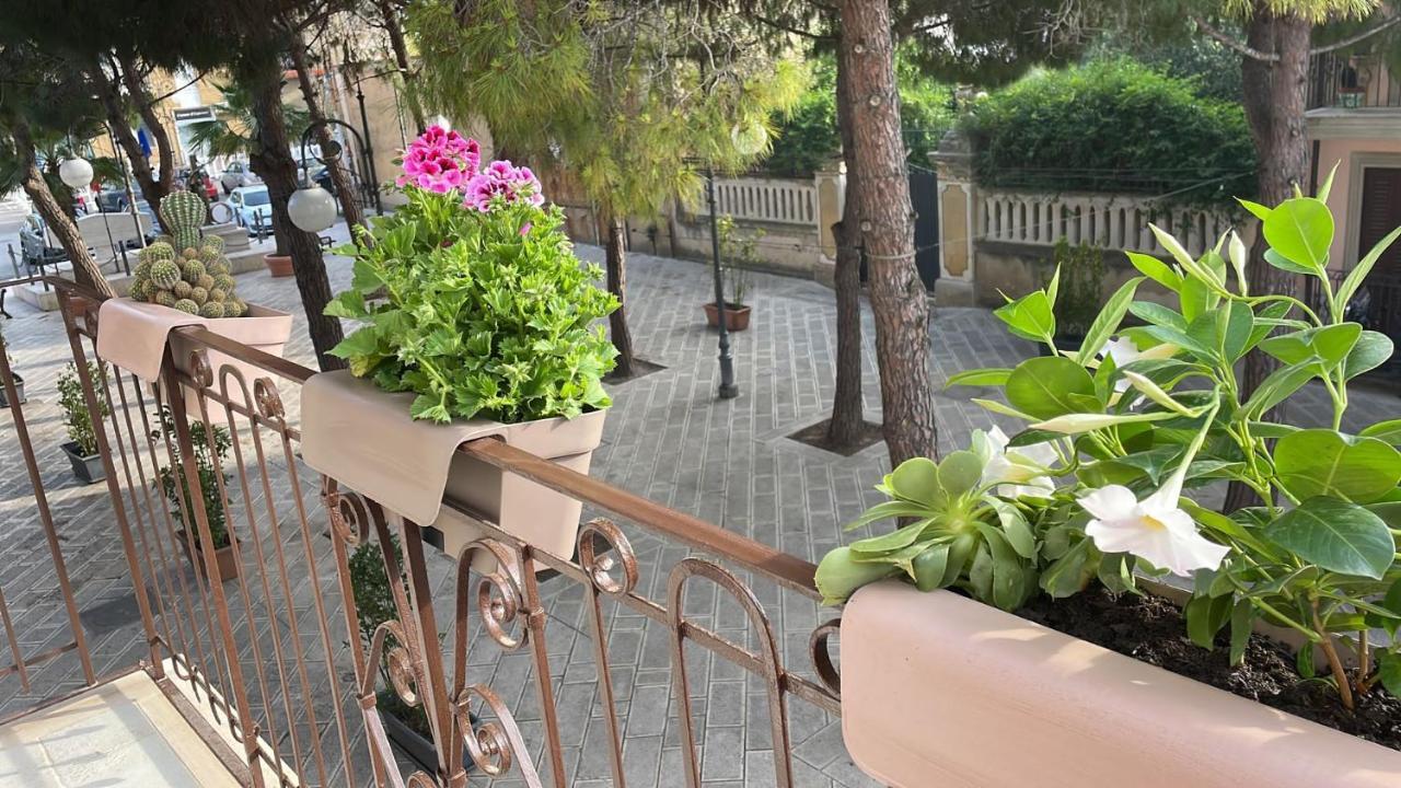 La Pala Suite Apartment Leporano Bagian luar foto